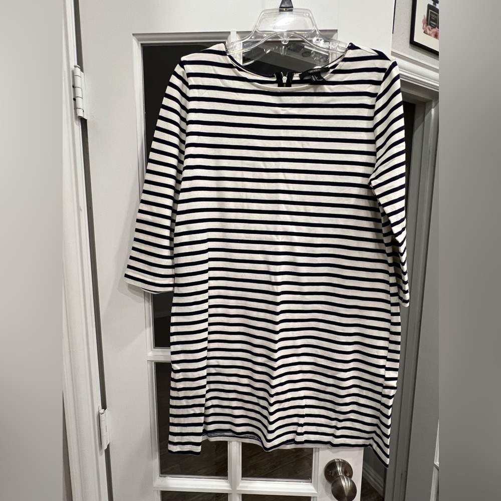 Forever 21 Black and White Sheath Dress with Peter Pan Collar